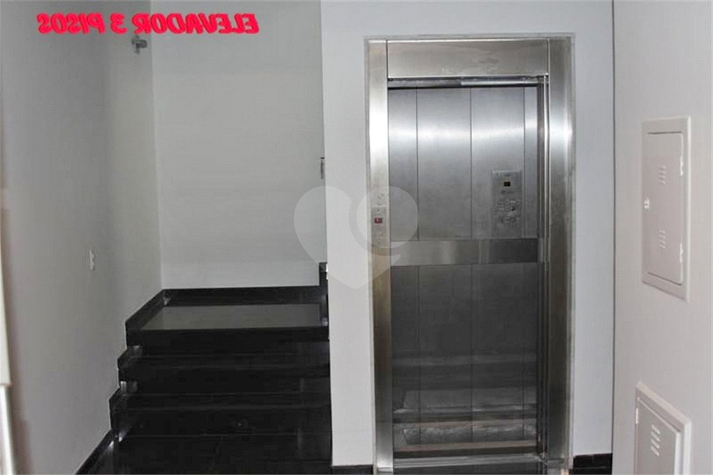 Casa/Sobrado Alto Padrão a venda na Saúde c/ 650m2 construídos -4 suites/12 vagas
