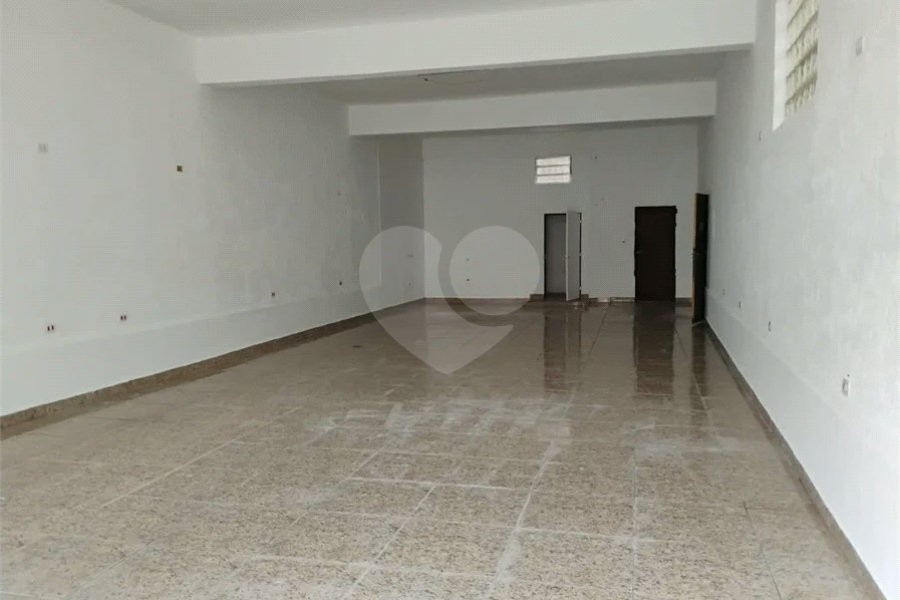 Excelente Loja Comercial na Vila Santa Catarina!!!