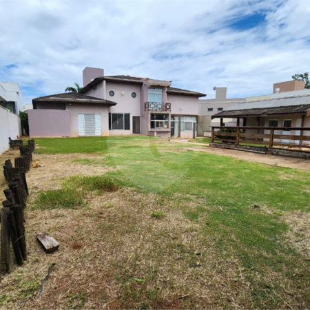 Lote á venda no residencial Eldorado.