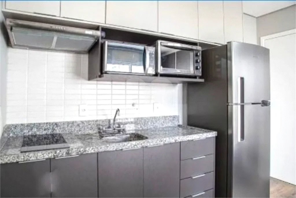 Studio Novo no Centro de São Paulo na Rua Brigadeiro Tobias , 32m² com Vaga, Completo Pronto para Morar. Estuda permuta em Indaiatuba.