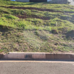Terreno em condomínio fechado com 1.086 metros, pronto para construir, ampla área de lazer, aceita financiamento