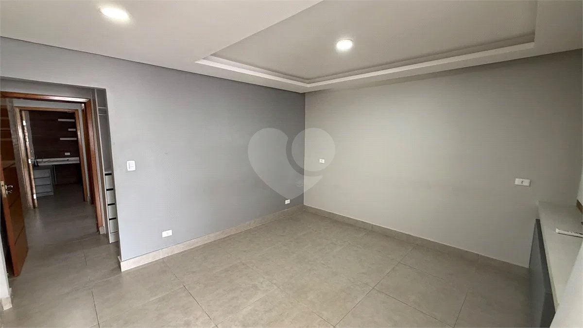 Casa a venda, composta por 2 casas separadas no Jaraguá em Piracicaba - SP.