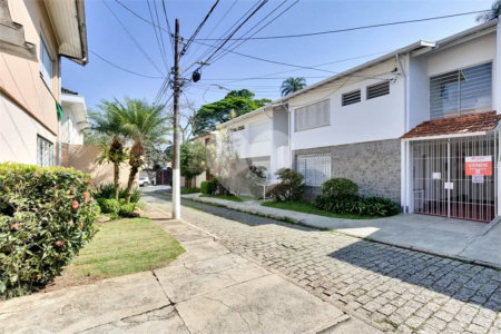 Casa de Vila 4 quartos a venda no Alto da Boa Vista