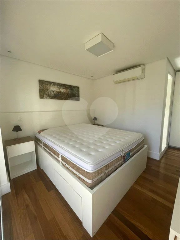 Apartamento à Venda no Itaim Bibi com Infraestrutura Completa de Lazer