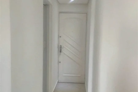 Apartamento à venda com 2 quartos e 1 vaga no Morumbi