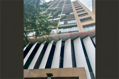 APARTAMENTO COM 1 DORMITORIO 46 METROS/SANTA EFIGENIA ACEITA FINANCIAMENTO