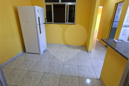CASA Á VENDA EM SANTÍSSIMO ,ESTRADA DA POSSE ..