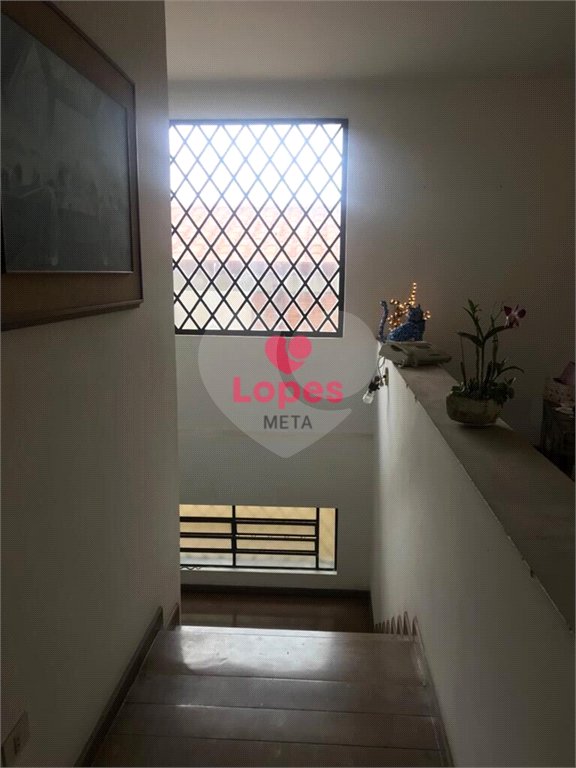 Excelente Casa a Venda no Bairro Jardim Esplanada, 3 dormitórios, sendo 2 suites São José do Campos