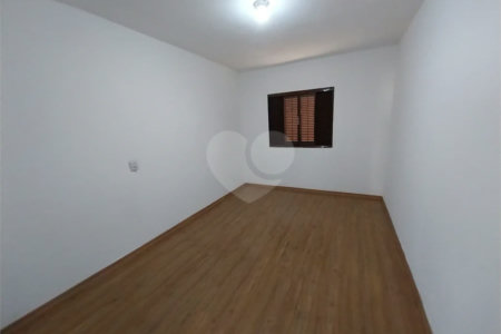 Casa à venda com 3 quartos em Vila Bossi, Louveira, SP