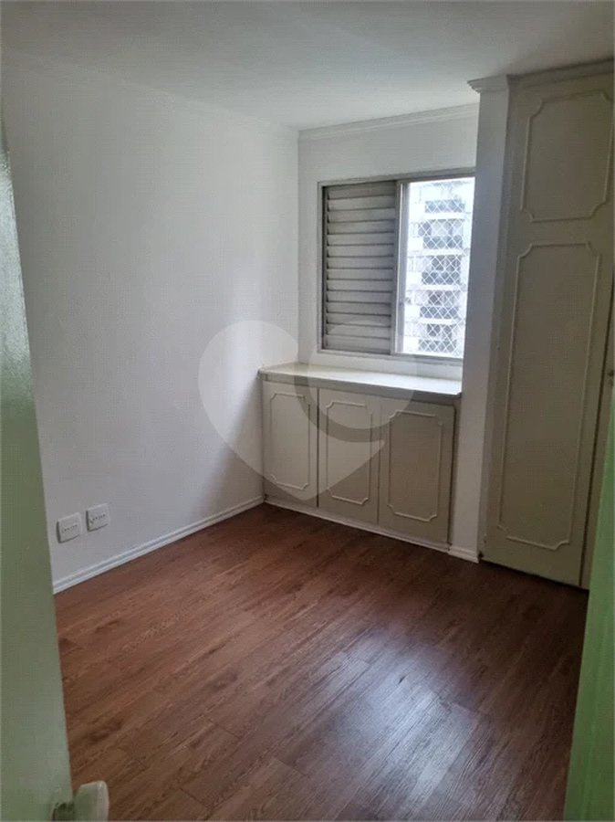 Apartamento 45m2 com 2 dormitórios e vaga no Jardins