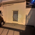 Casa com salão para Venda no Jardim Umarizal.
