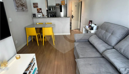 Apartamento à venda com 3 quartos, sendo 1 suíte,  em Vila Maria, São Paulo, SP