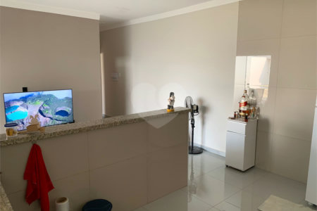 Casa térrea com piscina para venda no Residencial Arcoville