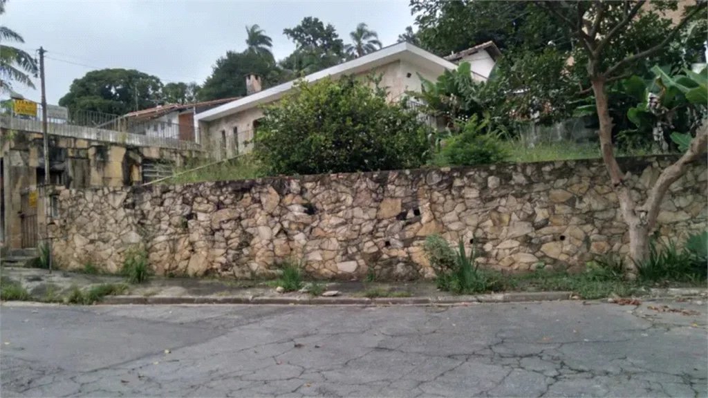 Casa em Terreno de 670m2 com vista espetacular no Butantã