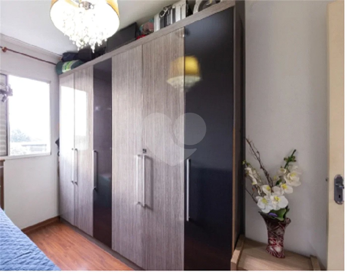 Apartamento na Mooca de 2 dormitórios, sala cozinha e banheiro, com portaria, academia e portaria.