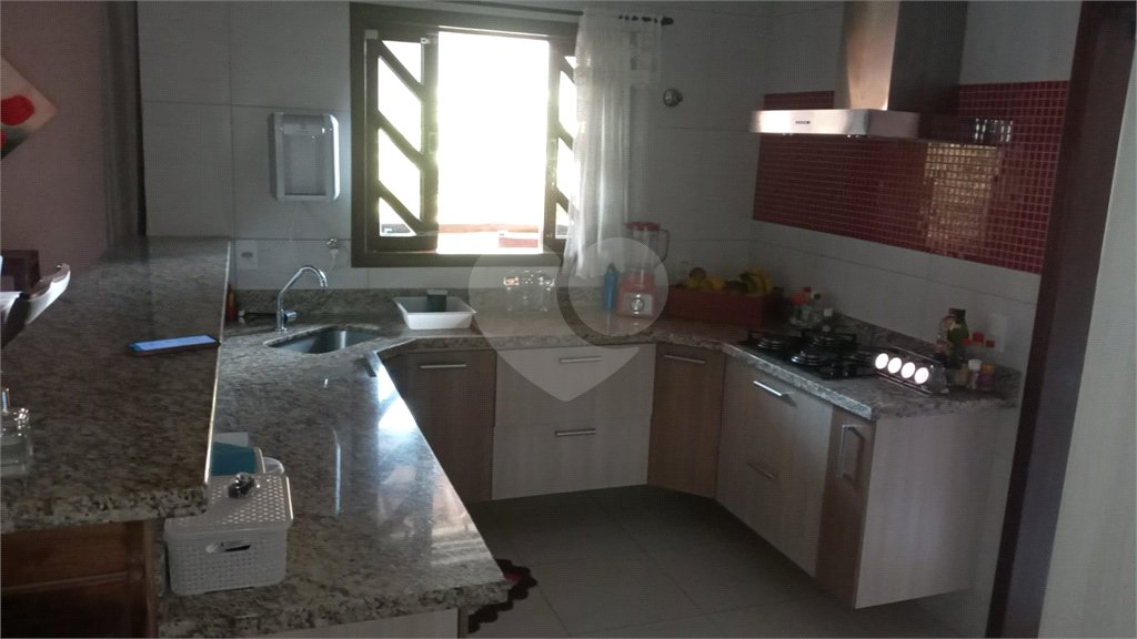 Chácara à venda com 3 quartos, sendo 2 suítes,  em Monterrey, Louveira, SP