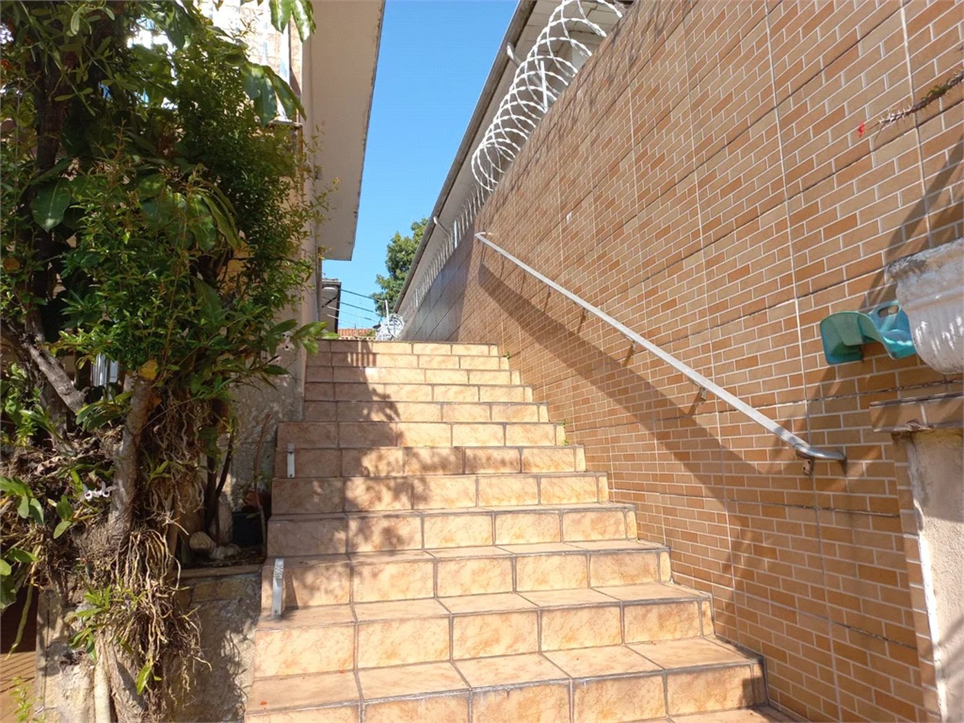 Casa à venda com 3 quartos, sendo 2 suítes, em Jaguaré, São Paulo, SP