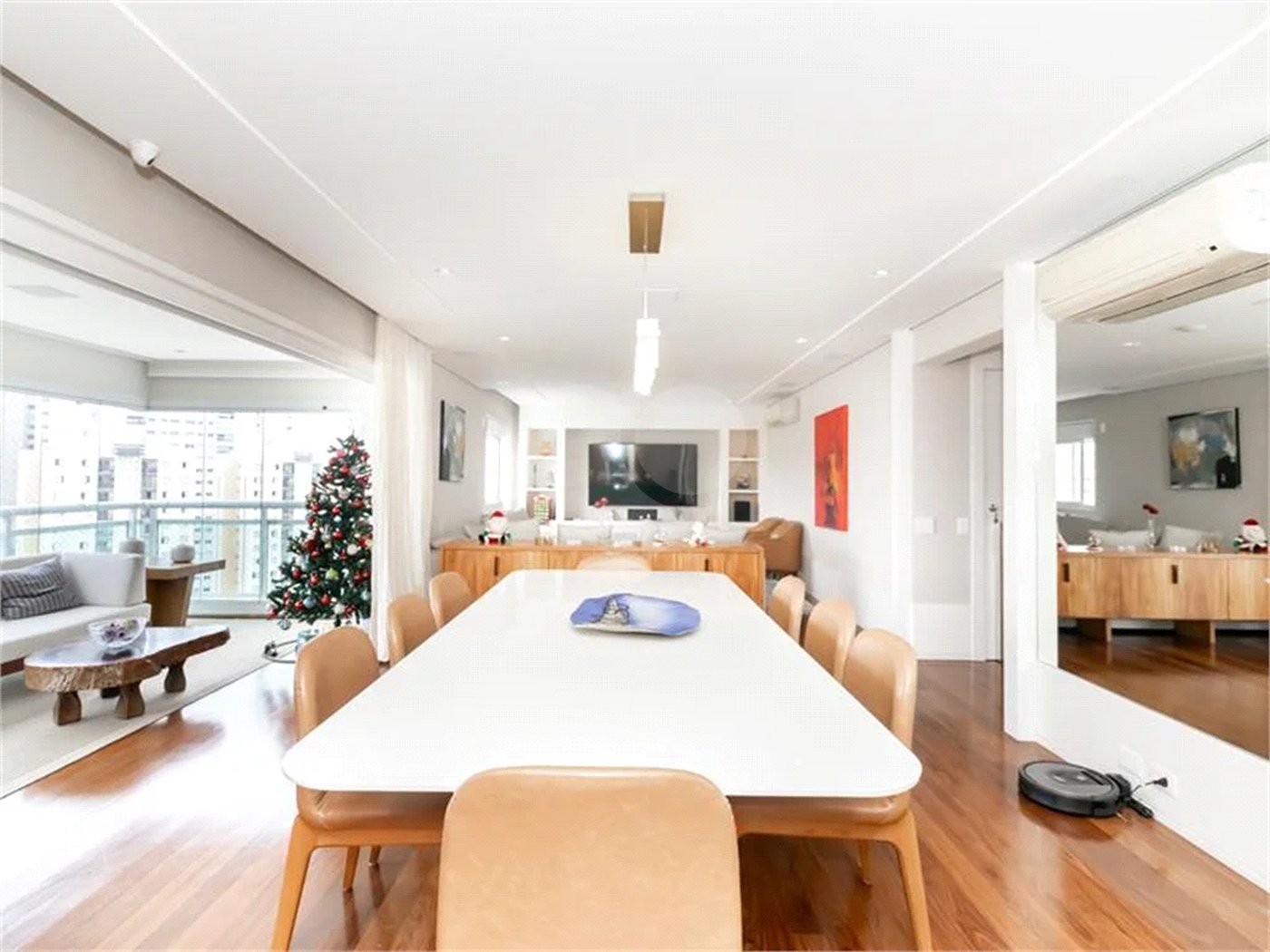 Apartamento à venda com 3 suítes em Vila Mariana, São Paulo, SP
