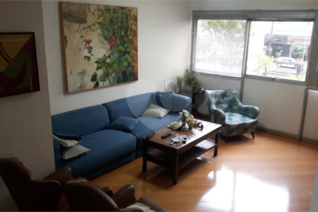 Apartamento de 2 quartos à venda perto do Metrô Paraíso! Excelente localização!