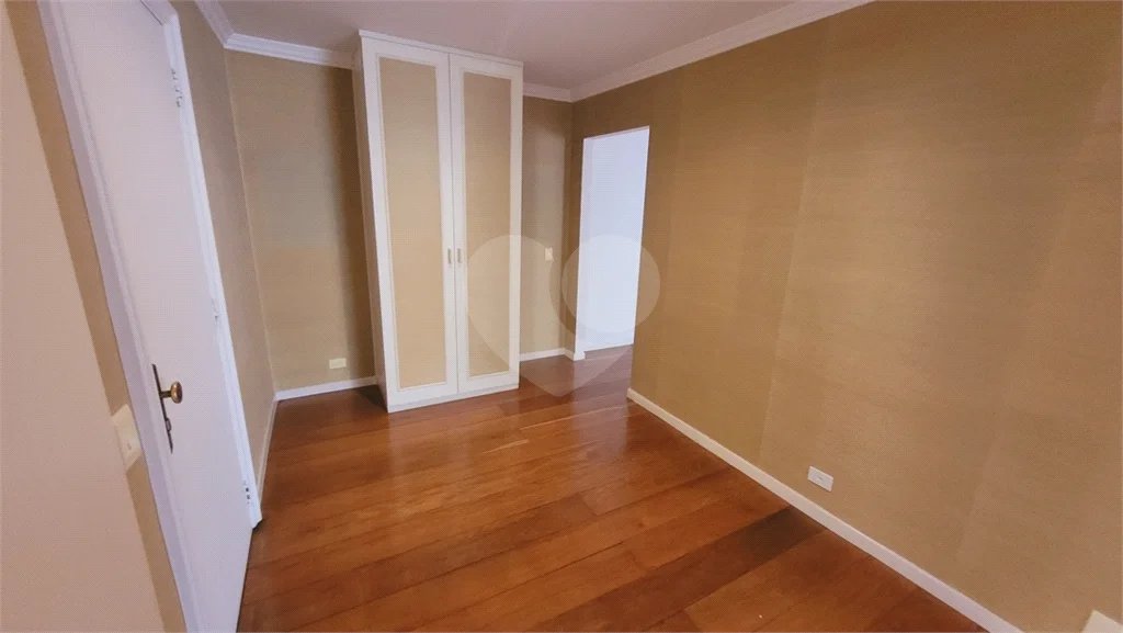 Apartamento sofisticado em localização privilegiada no Itaim Bibi – próximo ao Parque do Povo e Shopping JK Iguiatemi