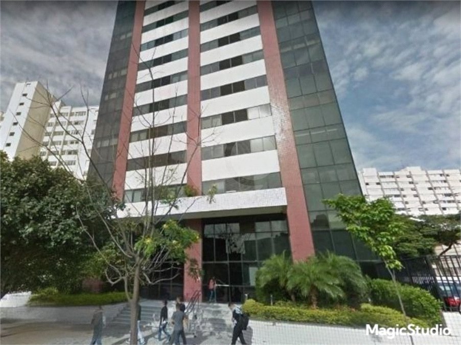 Sala comercial com 38m², 1 vaga de garagem, à venda na Vila Mariana