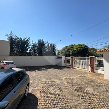 Apartamento de 2 Dormitórios á venda, no Parque Santa Marta em São Carlos.