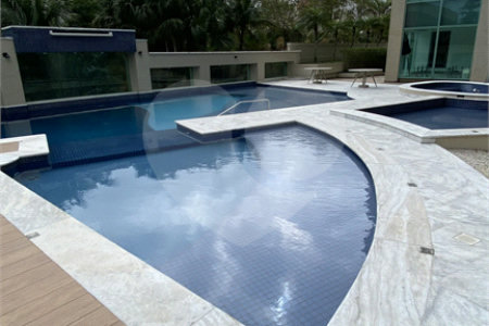 Apartamento alto padrão Guarujá