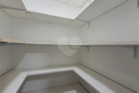 Casa à venda próxima ao SESC com 3 suites