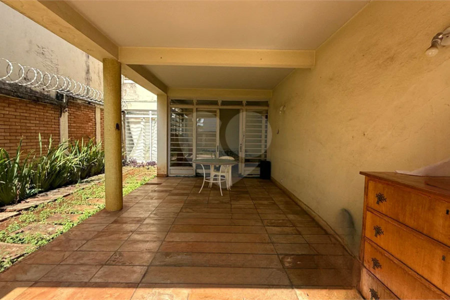 Casa Comercial e Residencial à venda no Bairro Cidade Jardim em Piracicaba/SP.