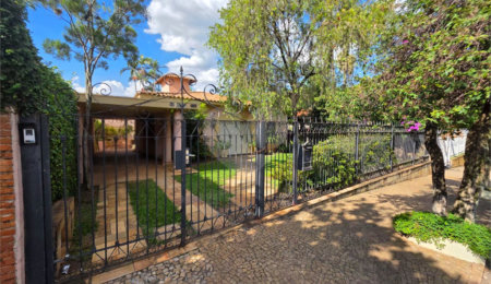 Casa à venda com 5 quartos, sendo 1 suíte,  em Jardim Macarengo, São Carlos, SP