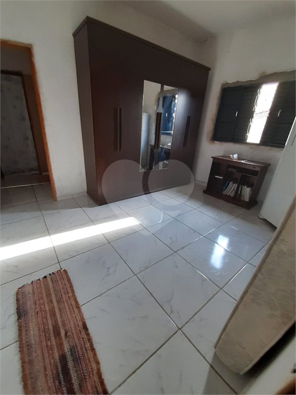 Casa no Antenor Garcia
