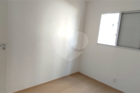 Apartamento com 2 dormitórios
