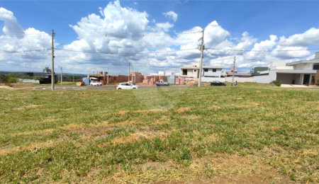 Terreno à venda no condomínio Residencial Villeneuve, São Carlos - SP