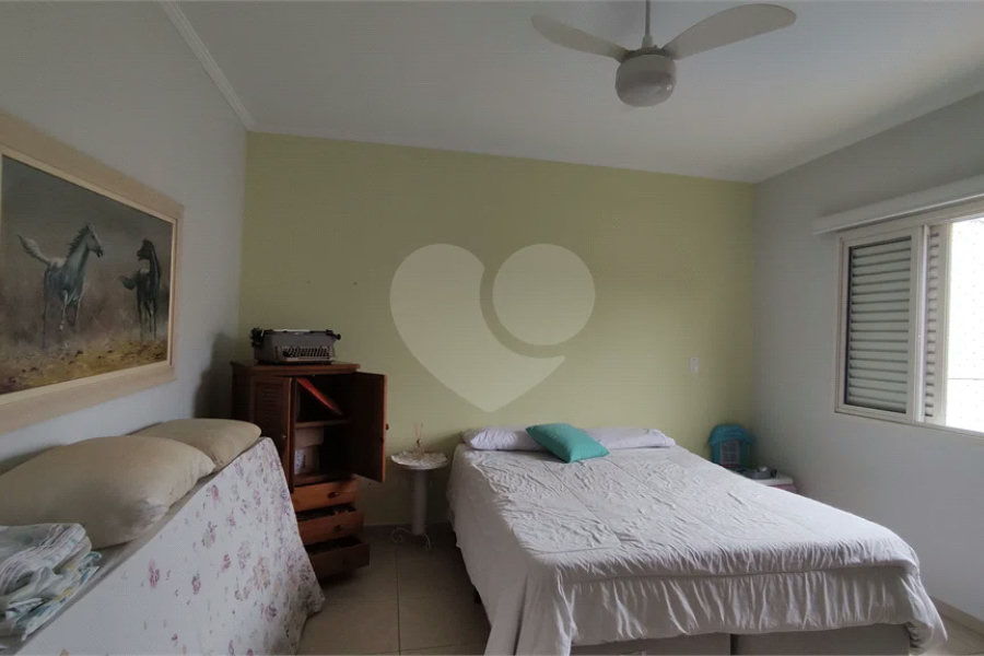 Casa à venda com 2 quartos, sendo 1 suíte, em São Lourenço, Bertioga, SP