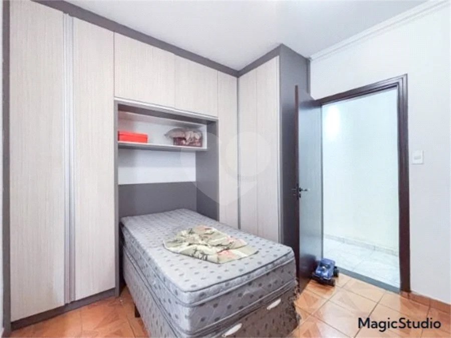 Casa com 150m², 5 dormitórios, sendo 1 suíte, 2 vagas de garagem, à venda na Vila Matilde.