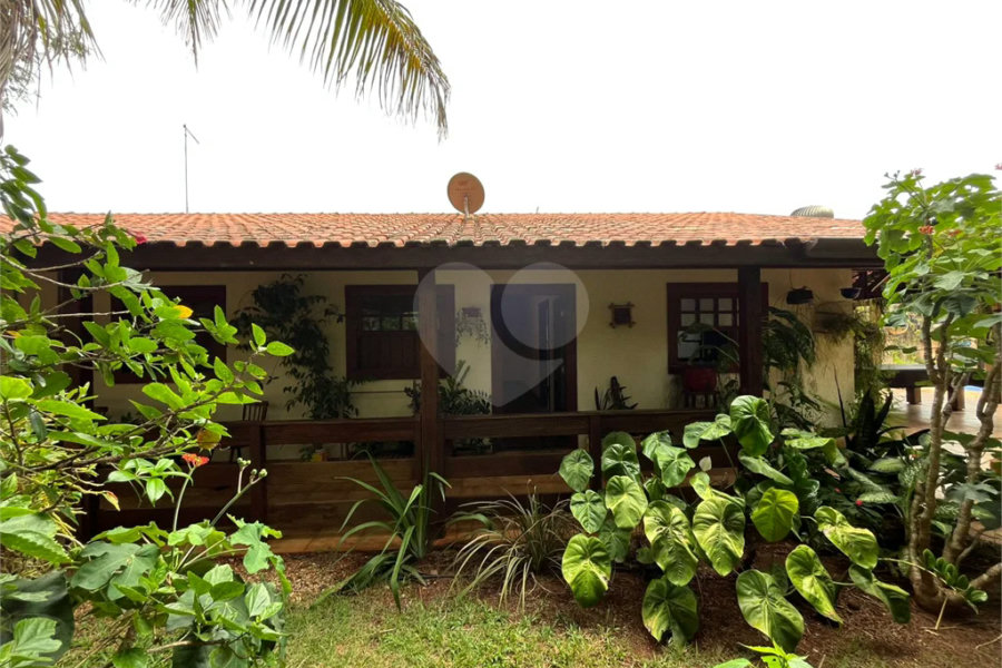 Chácara Espaçosa no Santa Rita com Área Gourmet, Sauna e Árvores Frutíferas