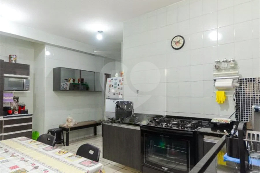 Sobrado à venda com 4 quartos, sendo 2 suítes,  em Jardim Líbano, São Paulo, SP