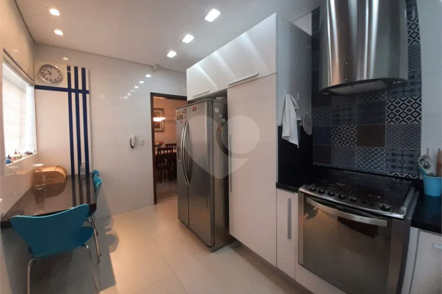 Casa térrea assobradada em rua fechada no Mandaqui - 3 quartos, 1 suite, 3 vagas