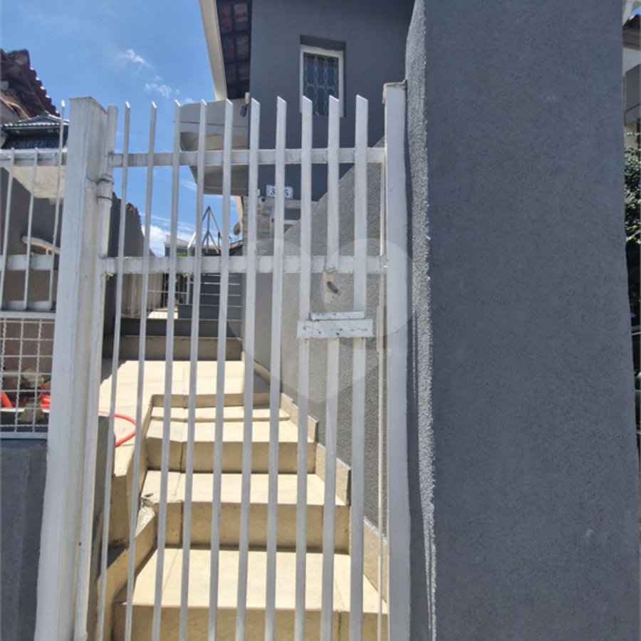 Sala para locação em Vinhedo Centro atrás da Igreja Matriz- SP