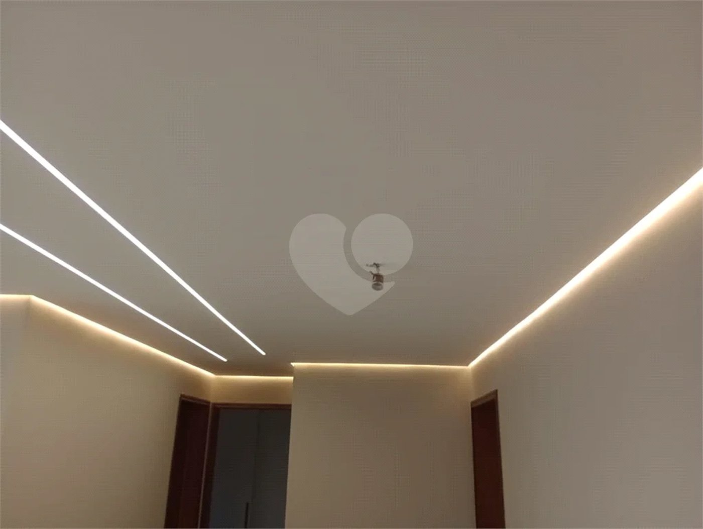 Apartamento à venda no Jabaquara com 2 quartos e 1 vaga
