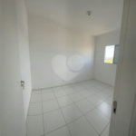 Apartamento no Condomínio Parque das Acácias.
