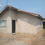 Casa Térrea com 2 dormitórios.