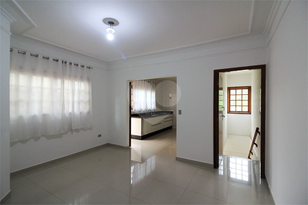 Casa térrea assobradada