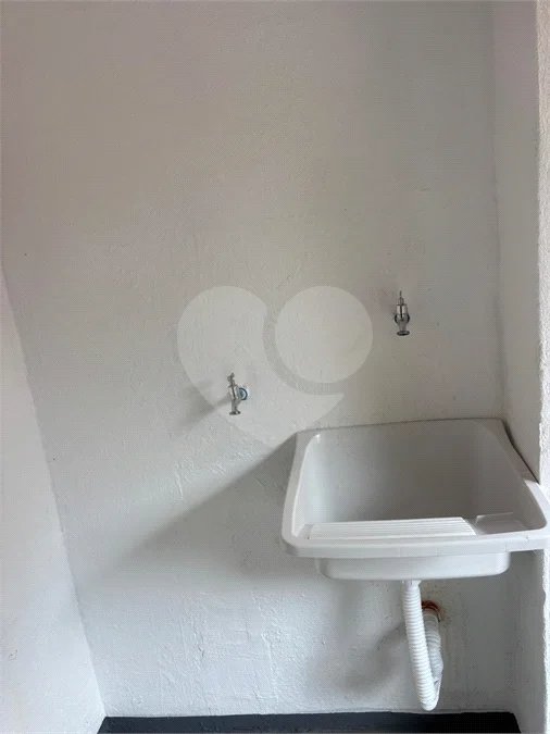 Chácara à venda com 3 quartos, sendo 1 suíte, em Bosque, Vinhedo, SP