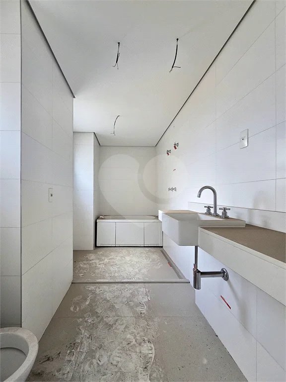 Apartamento à Venda Alto Pdrão em Higienópolis 4 dormi 4 vagas 1 Por Andar SP