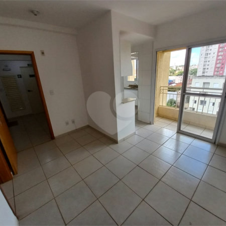 Apartamento no Condomínio Veneza