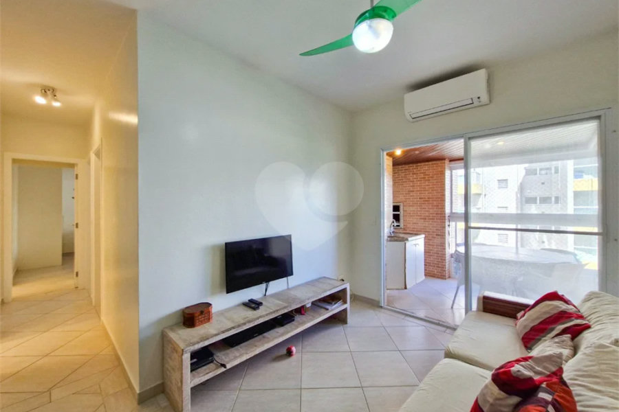 Apartamento à venda com 3 quartos, sendo 1 suíte, em Riviera de São Lourenço, Bertioga, SP