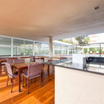 Apartamento de Alto Padrão no Campo Belo para venda com porteira fechada, com 4 dormitórios suítes e 4 vagas com lazer de club.