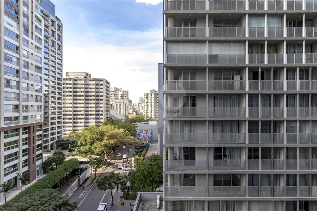 Apartamento com 24m² próximo a avenida Paulista e Metrô Consolação.
