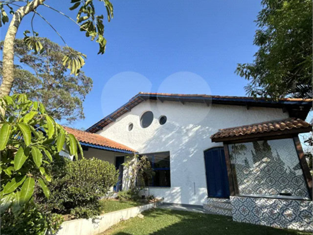 Casa para alugar com 3 quartos, sendo 1 suíte,  no condomínio Alpes da Cantareira, Mairiporã - SP